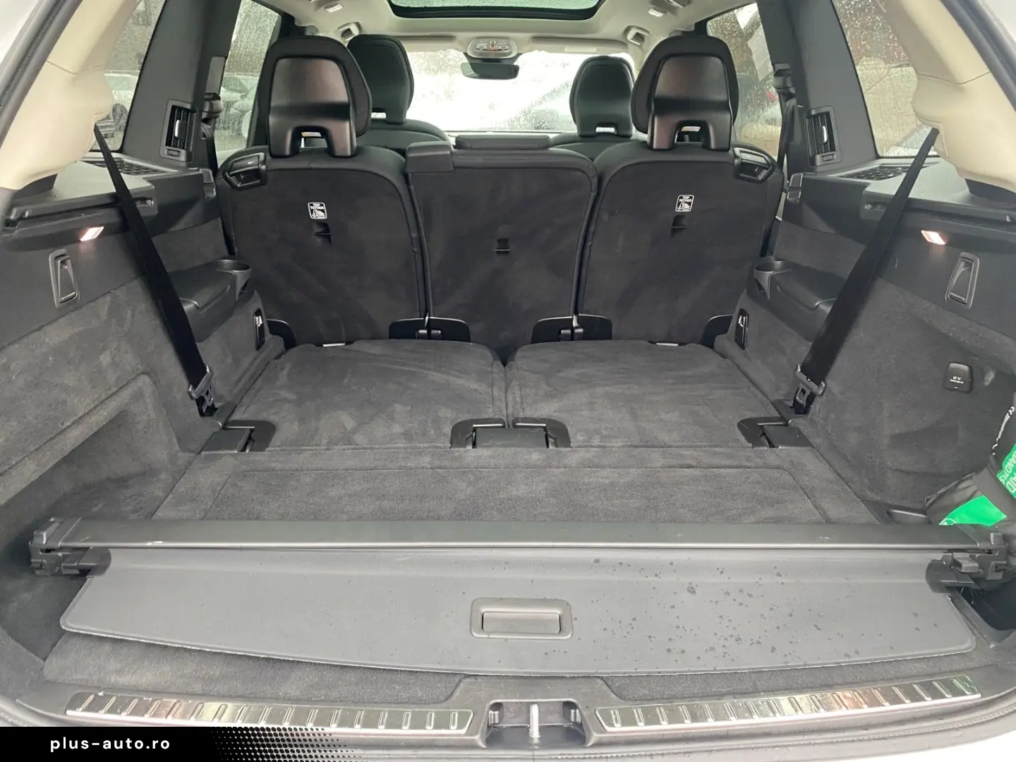 VOLVO XC90 T8 Plus Bright Memory HarmanKardon 360 Kame