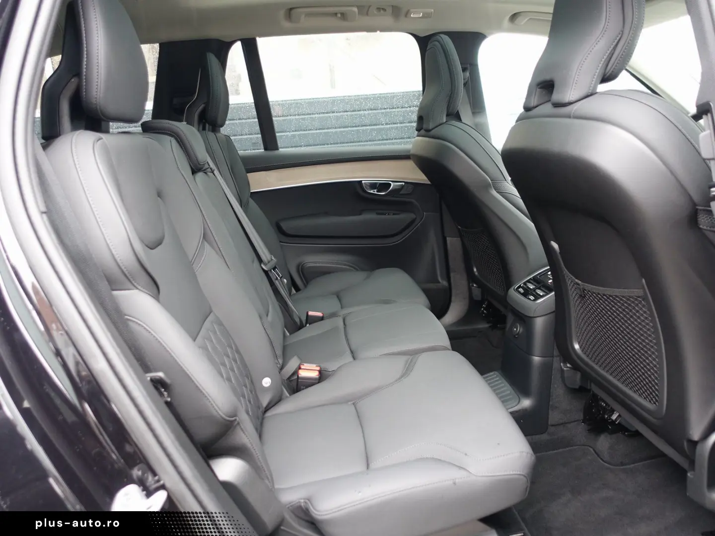 VOLVO XC90 Plus Bright T8 AWD Plug-in hybrid PANO HUD