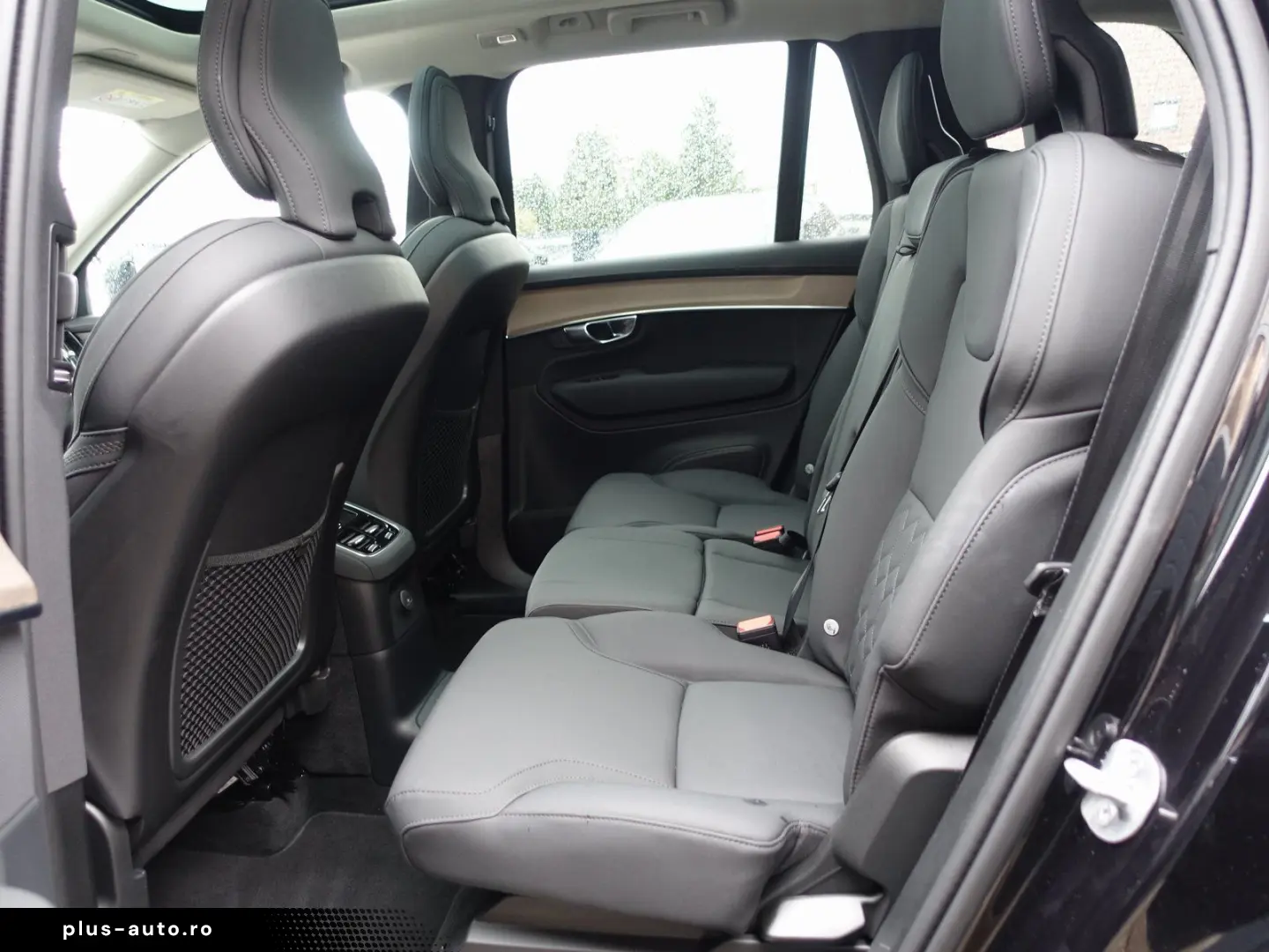 VOLVO XC90 Plus Bright T8 AWD Plug-in hybrid PANO HUD