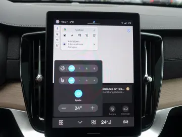 VOLVO XC90 Plus Bright T8 AWD Plug-in hybrid PANO HUD