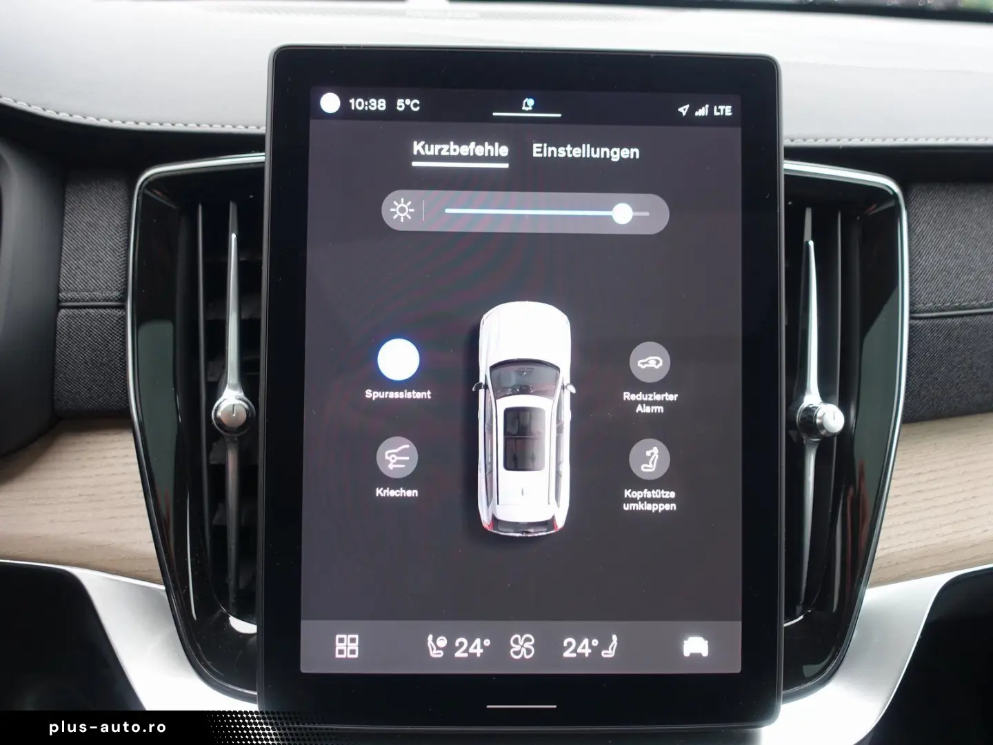 VOLVO XC90 Plus Bright T8 AWD Plug-in hybrid PANO HUD