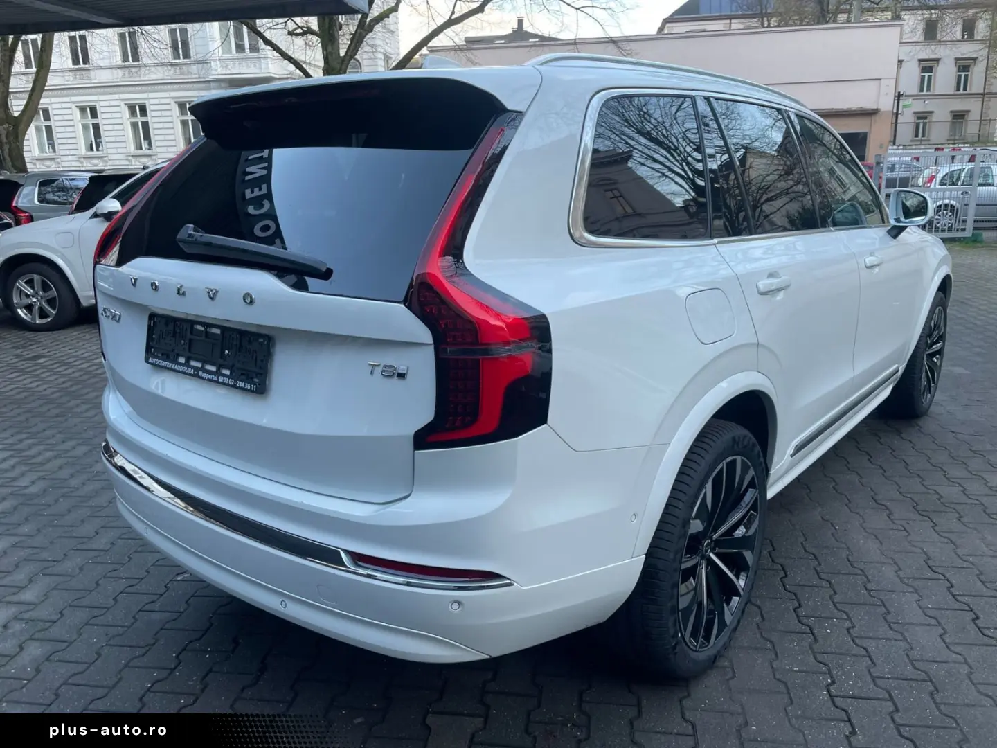 VOLVO XC90 T8 Plus Bright Head-Up PANO 360  STHZ H&K