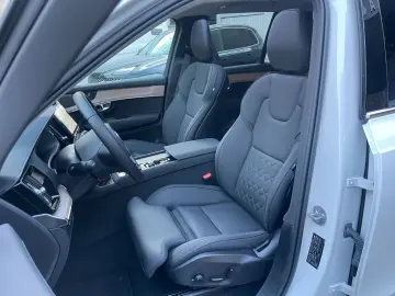 VOLVO XC90 T8 Plus Bright Head-Up PANO 360  STHZ H&K