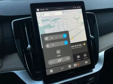 VOLVO XC90 T8 Plus Bright Head-Up PANO 360  STHZ H&K