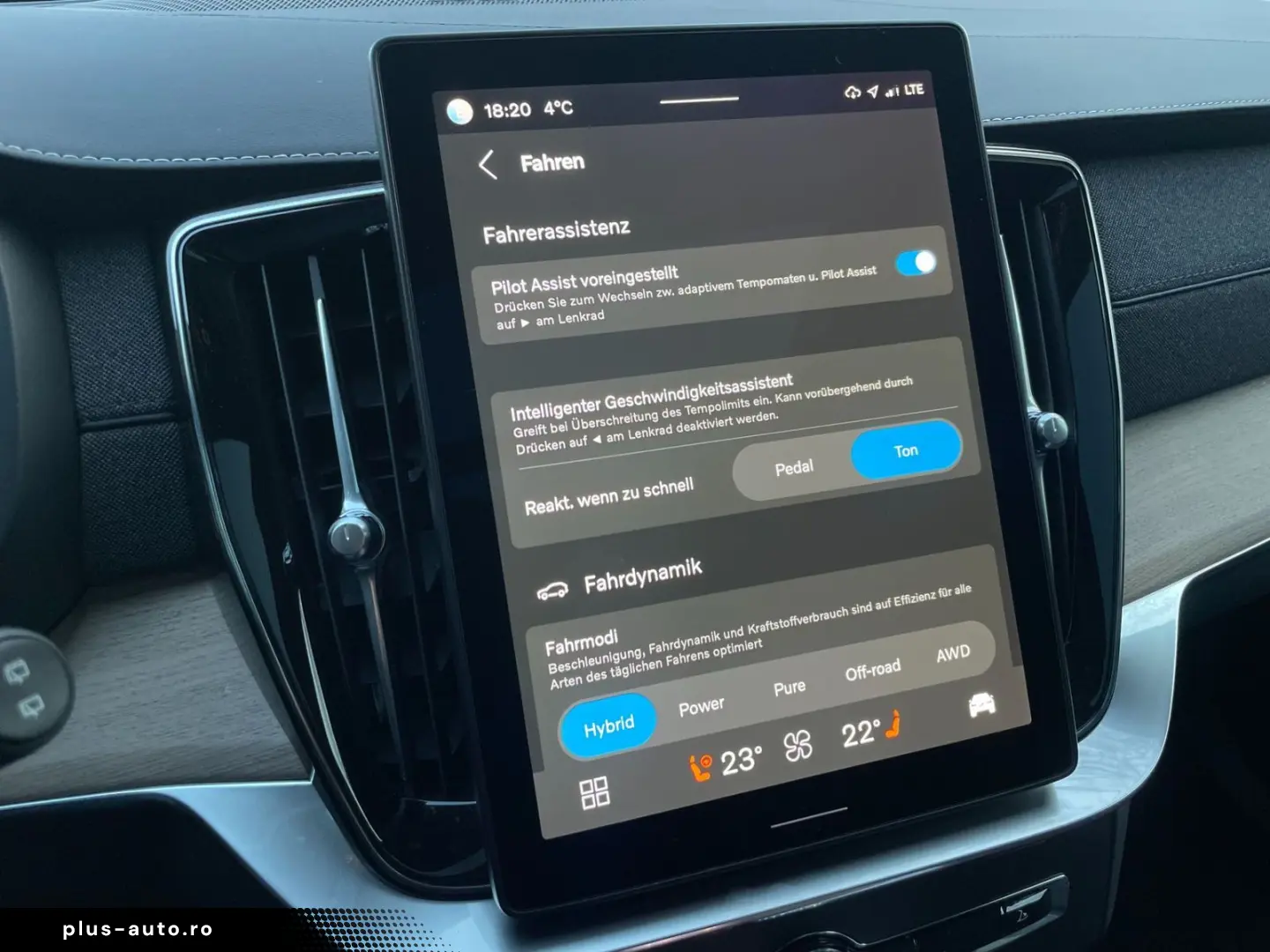 VOLVO XC90 T8 Plus Bright Head-Up PANO 360  STHZ H&K