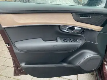 VOLVO XC90 T8 Plus Dark Memory HarmanKardon 360 Kamera