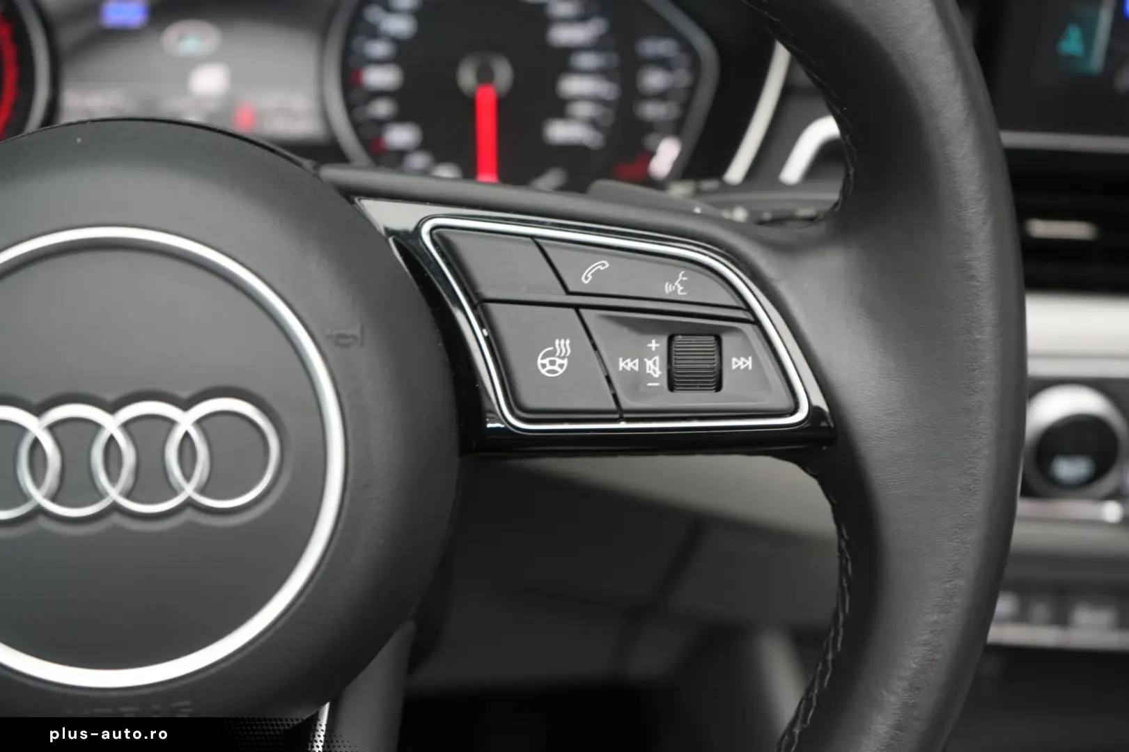 AUDI A5 Cabrio 40 TDI S tronic S line CarPlay Temp Ka