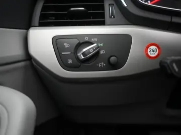 AUDI A5 Cabrio 40 TDI S tronic S line CarPlay Temp Ka