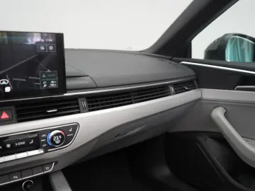 AUDI A5 Cabrio 40 TDI S tronic S line CarPlay Temp Ka