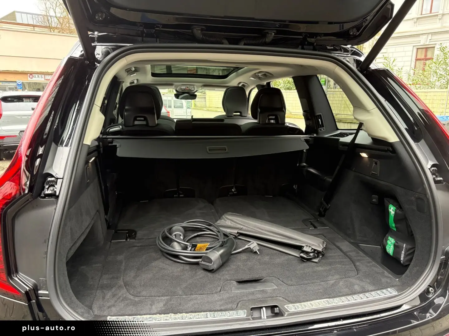 VOLVO XC90 T8 Plus Bright Head-Up PANO 360  StandHeiz