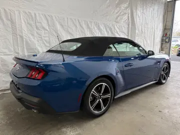 FORD Mustang Cabrio2.3 CarPlay Leder Nav Totw Mem Kam