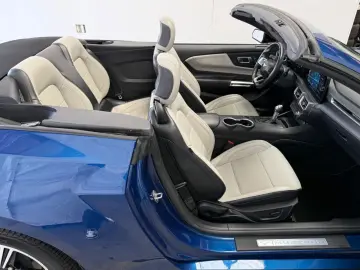 FORD Mustang Cabrio2.3 CarPlay Leder Nav Totw Mem Kam