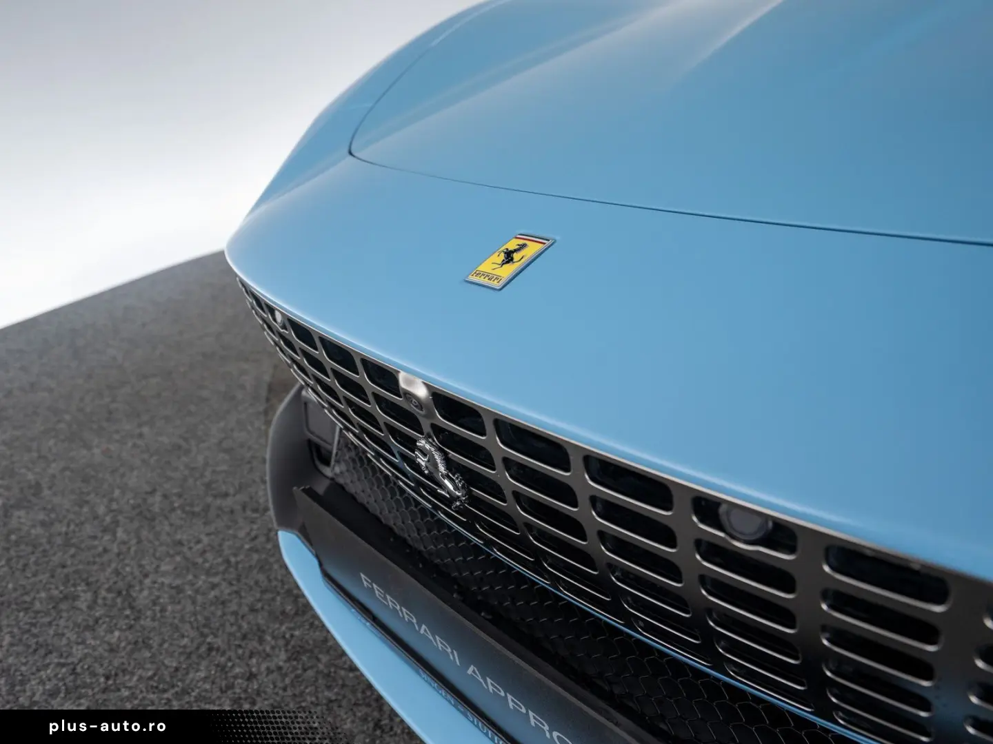 FERRARI Roma Spider FERRARI SINGEN