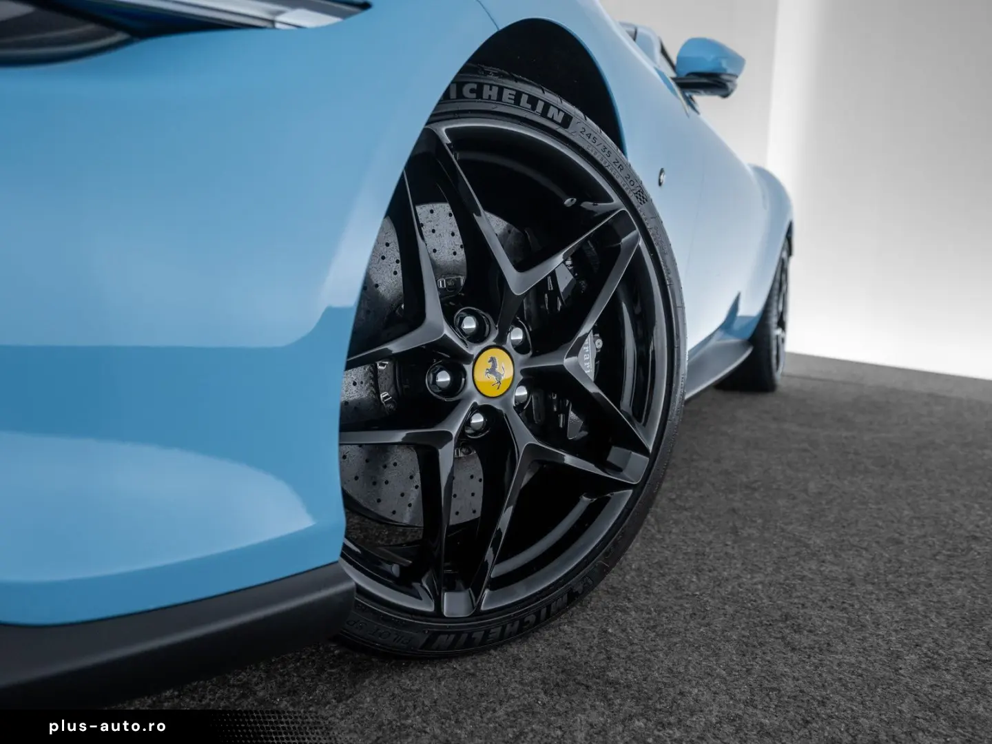 FERRARI Roma Spider FERRARI SINGEN