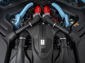 FERRARI Roma Spider FERRARI SINGEN