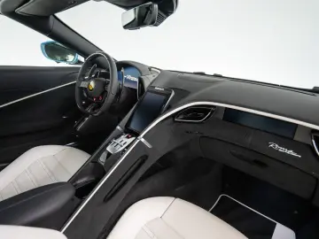 FERRARI Roma Spider FERRARI SINGEN