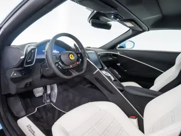 FERRARI Roma Spider FERRARI SINGEN