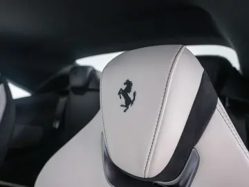 FERRARI Roma Spider FERRARI SINGEN