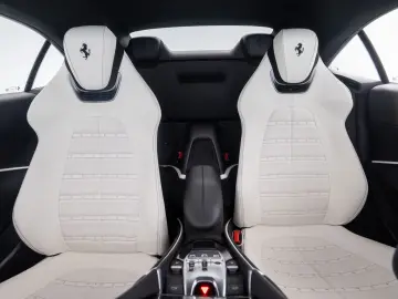 FERRARI Roma Spider FERRARI SINGEN