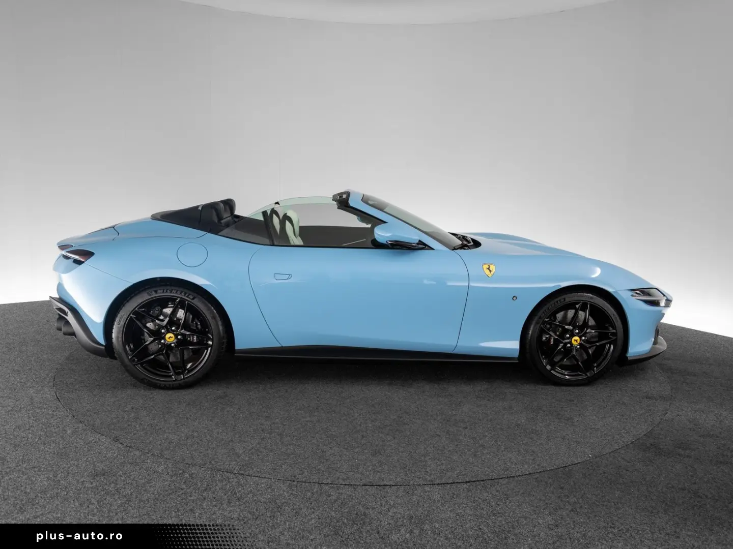 FERRARI Roma Spider FERRARI SINGEN