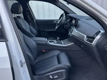 BMW X5 xDrive45e M Sport HUD AHZV Laser LC Prof Luft