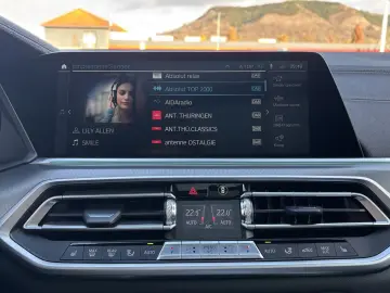 BMW X5 xDrive45e M Sport HUD AHZV Laser LC Prof Luft