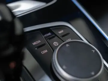 BMW X5 xDrive45e 360 Pano HuD CarPlay 22' Stoelvw. A