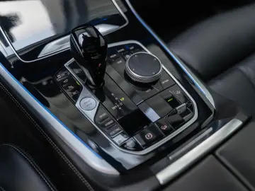 BMW X5 xDrive45e 360 Pano HuD CarPlay 22' Stoelvw. A