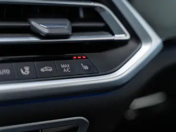 BMW X5 xDrive45e 360 Pano HuD CarPlay 22' Stoelvw. A