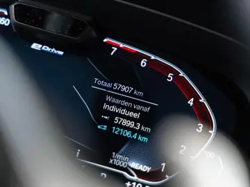 BMW X5 xDrive45e 360 Pano HuD CarPlay 22' Stoelvw. A