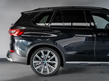 BMW X5 xDrive45e 360 Pano HuD CarPlay 22' Stoelvw. A