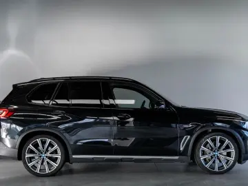 BMW X5 xDrive45e 360 Pano HuD CarPlay 22' Stoelvw. A