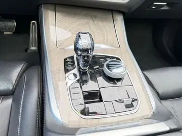 BMW X5xDrive 45e MSport 360 ACC HUD LASER M50Jahre