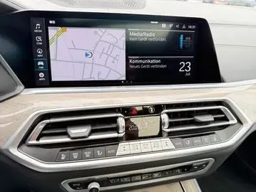 BMW X5xDrive 45e MSport 360 ACC HUD LASER M50Jahre