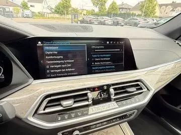 BMW X5xDrive 45e MSport 360 ACC HUD LASER M50Jahre