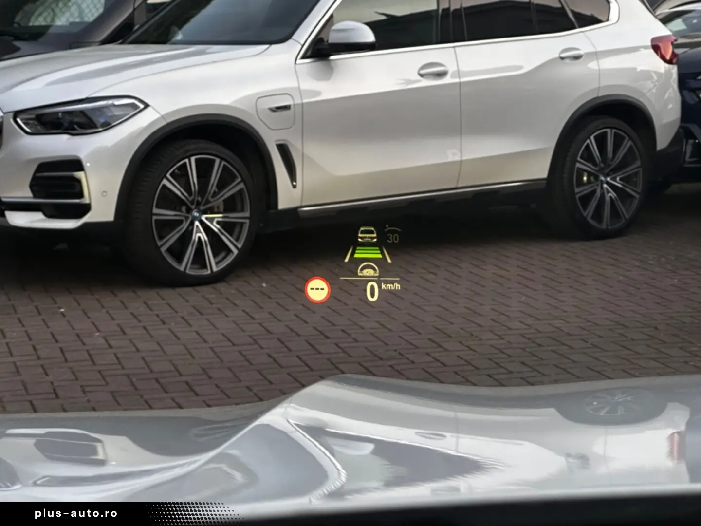 BMW X5 2022 — imagine 10
