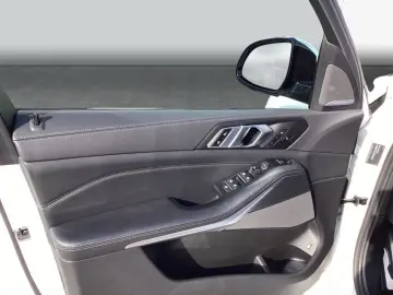 BMW X5 xDrive45e  HuD Sportpaket Pano