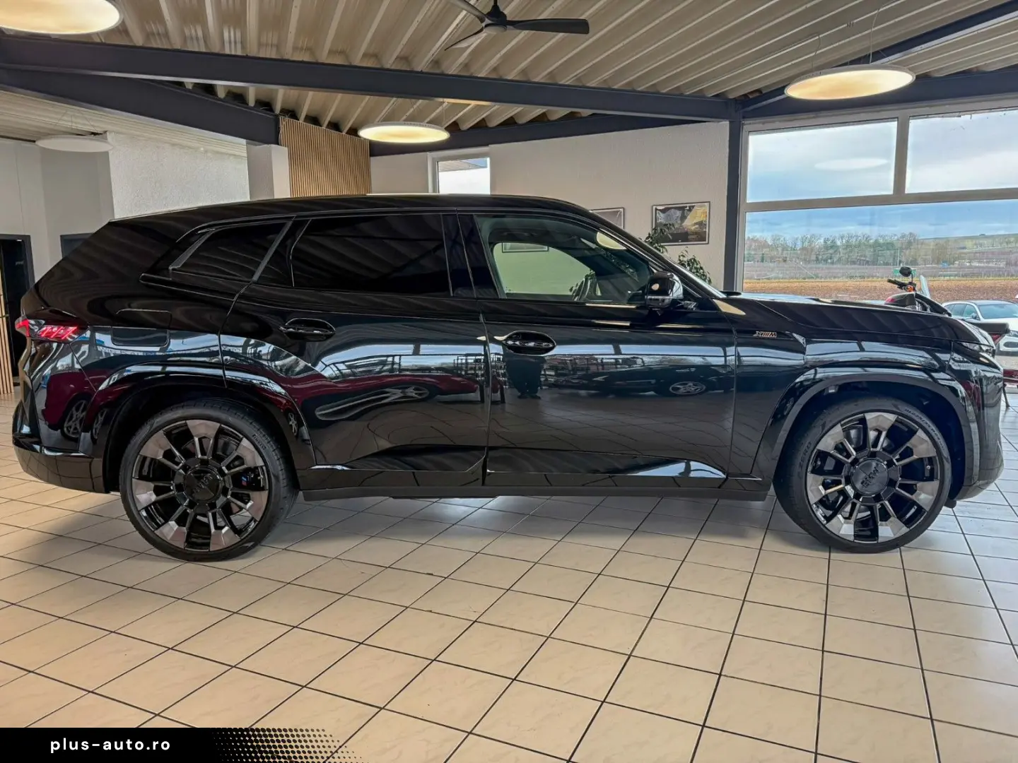 BMW XM 2023 — imagine 3