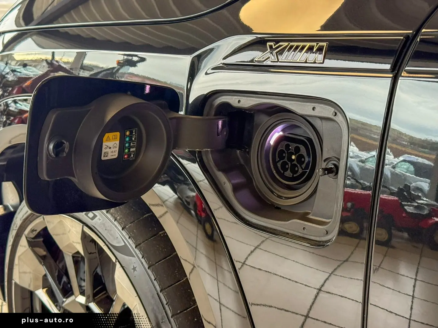 BMW XM 2023 — imagine 8