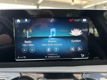 MERCEDES-BENZ A A 200