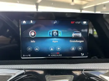 MERCEDES-BENZ A A 200