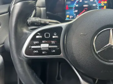 MERCEDES-BENZ A A 200