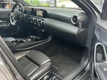 MERCEDES-BENZ A A 200