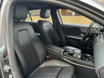 MERCEDES-BENZ A A 200