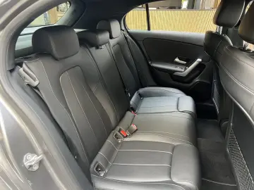 MERCEDES-BENZ A A 200