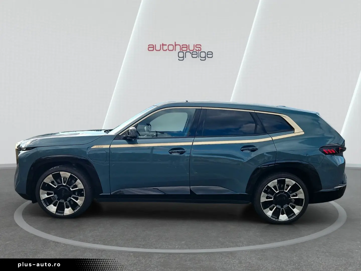 BMW XM Bowers & Wilkins Soft-Close 23  360