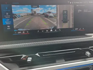 BMW XM Bowers & Wilkins Soft-Close 23  360