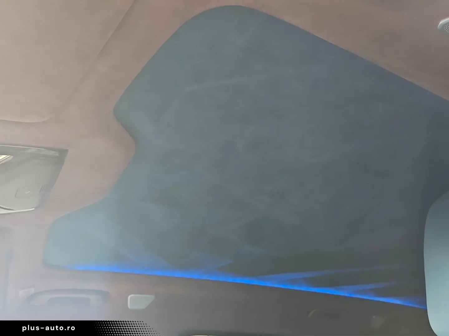 BMW XM Bowers & Wilkins Soft-Close 23  360