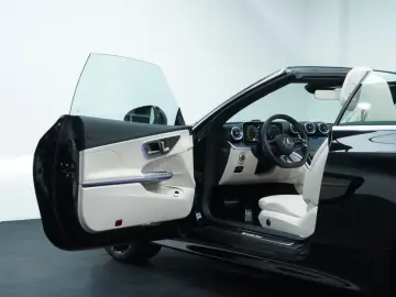 MERCEDES-BENZ CLE 220 d Cabrio AMG 9G LED 360  OLED MMRY 20