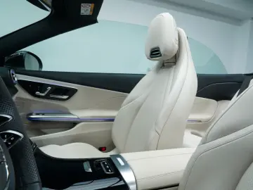 MERCEDES-BENZ CLE 220 d Cabrio AMG 9G LED 360  OLED MMRY 20